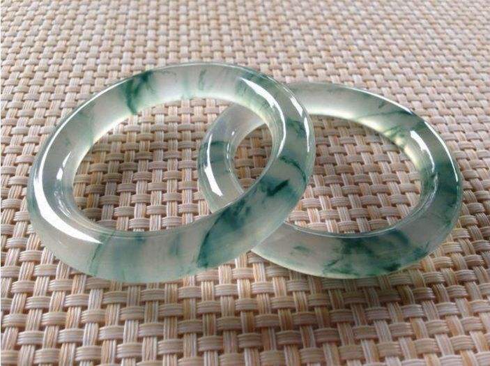 翡翠手镯加工机器的简单介绍-第1张图片-翡翠网 翡翠手镯加工机器的简单介绍-第1张图片-翡翠网