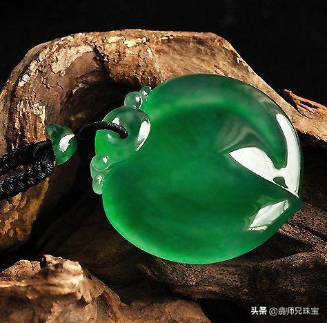 怎么看翡翠手镯有没有挂,翡翠手镯有裂纹怎么办-第5张图片-翡翠网 怎么看翡翠手镯有没有挂,翡翠手镯有裂纹怎么办-第5张图片-翡翠网