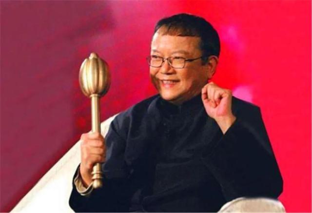 华豫之门翡翠手镯鉴定视频,华豫之门天价翡翠手镯-第7张图片-翡翠网 华豫之门翡翠手镯鉴定视频,华豫之门天价翡翠手镯-第7张图片-翡翠网