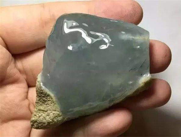 翡翠福瓜的价格翡翠福瓜吊坠寓意-第2张图片-翡翠网 翡翠福瓜的价格翡翠福瓜吊坠寓意-第2张图片-翡翠网