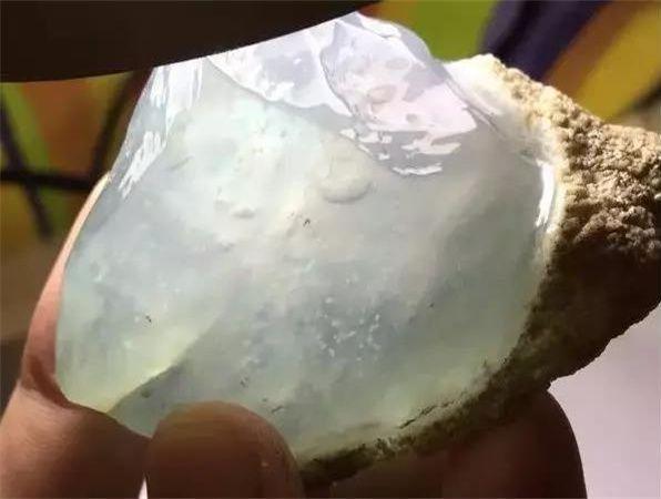 翡翠福瓜的价格翡翠福瓜吊坠寓意-第4张图片-翡翠网 翡翠福瓜的价格翡翠福瓜吊坠寓意-第4张图片-翡翠网