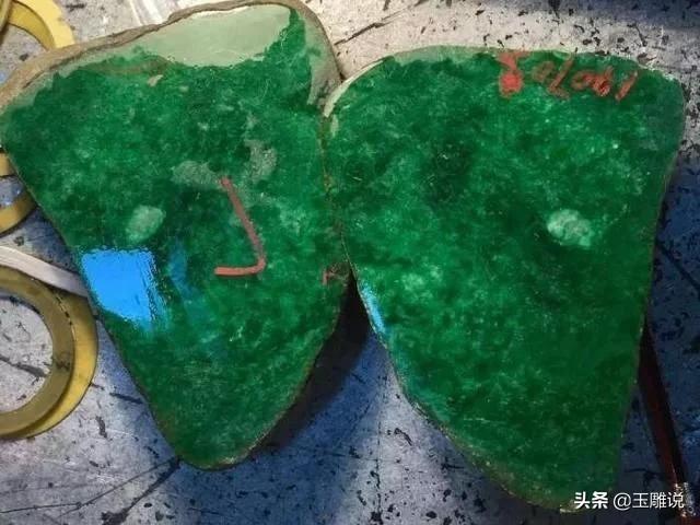 镯心雕刻图案翡翠手镯芯料车珠子合适吗-第3张图片-翡翠网 镯心雕刻图案翡翠手镯芯料车珠子合适吗-第3张图片-翡翠网