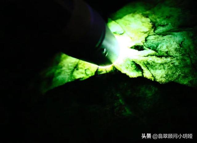 翡翠原石投资开店可以吗,翡翠原石投资价值-第3张图片-翡翠网 翡翠原石投资开店可以吗,翡翠原石投资价值-第3张图片-翡翠网