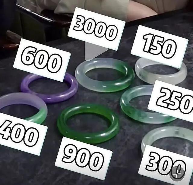 张雨绮戴的翡翠手镯一个金镯子一个玉镯子怎么戴-第5张图片-翡翠网 张雨绮戴的翡翠手镯一个金镯子一个玉镯子怎么戴-第5张图片-翡翠网