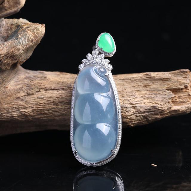 翡翠原石泡水能喝吗,玉买回来要泡水吗-第1张图片-翡翠网 翡翠原石泡水能喝吗,玉买回来要泡水吗-第1张图片-翡翠网