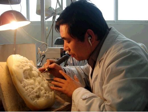 包含砂轮翡翠原石的词条-第12张图片-翡翠网