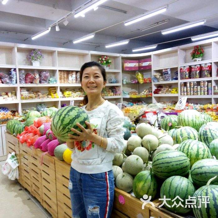 北京杨哥翡翠原石,求购翡翠原石-第1张图片-翡翠网 北京杨哥翡翠原石,求购翡翠原石-第1张图片-翡翠网