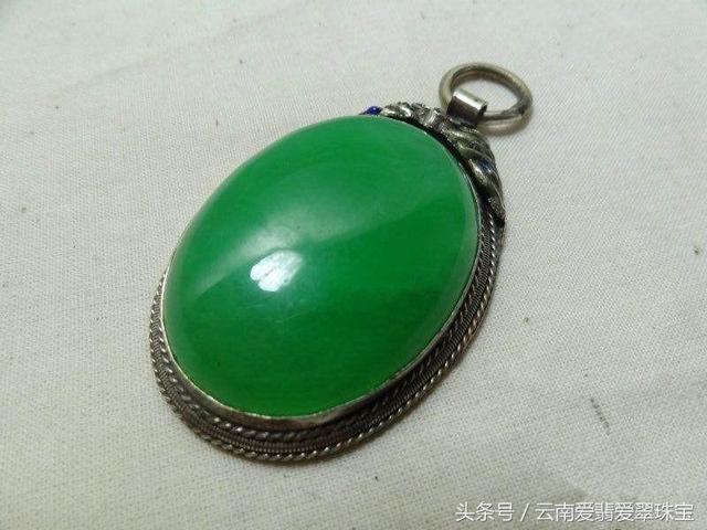 高档清代老翡翠价格明清翡翠价格-第4张图片-翡翠网 高档清代老翡翠价格明清翡翠价格-第4张图片-翡翠网