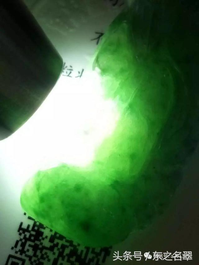 搜索翡翠知识图解,玻璃种翡翠知识讲解-第10张图片-翡翠网 搜索翡翠知识图解,玻璃种翡翠知识讲解-第10张图片-翡翠网