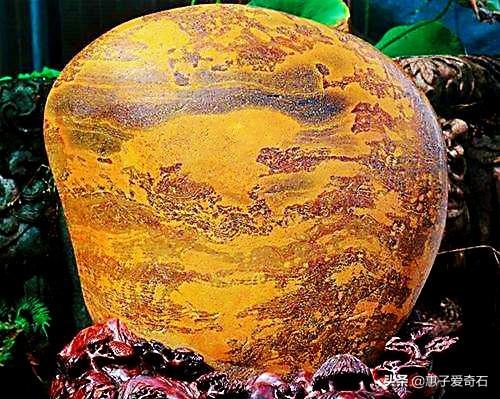 铜陵鉴定翡翠的地方铜陵翡翠原石蓝色-第5张图片-翡翠网 铜陵鉴定翡翠的地方铜陵翡翠原石蓝色-第5张图片-翡翠网