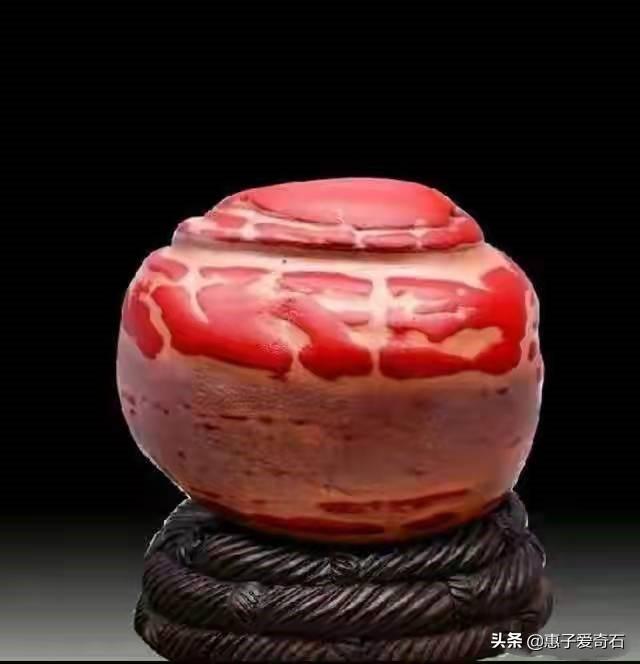 铜陵鉴定翡翠的地方铜陵翡翠原石蓝色-第11张图片-翡翠网 铜陵鉴定翡翠的地方铜陵翡翠原石蓝色-第11张图片-翡翠网