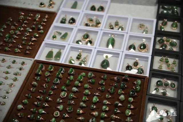 缅甸碧玉图片价格缅甸翡翠碧玉一般价格-第5张图片-翡翠网 缅甸碧玉图片价格缅甸翡翠碧玉一般价格-第5张图片-翡翠网