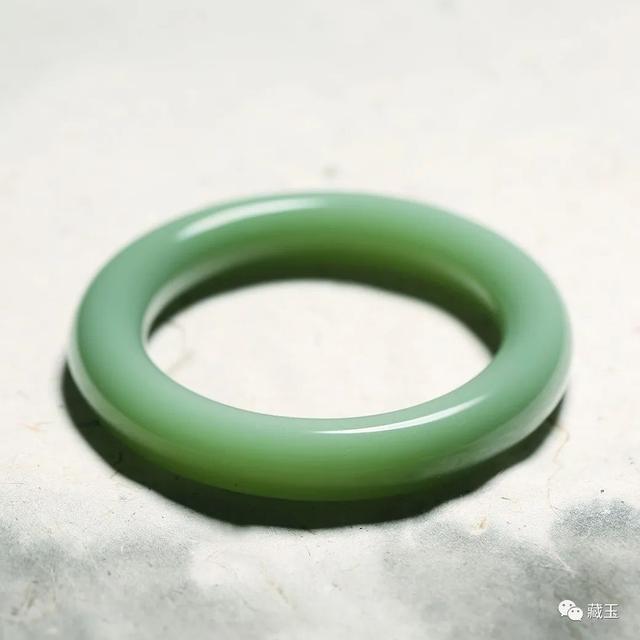 缅甸碧玉图片价格缅甸翡翠碧玉一般价格-第17张图片-翡翠网 缅甸碧玉图片价格缅甸翡翠碧玉一般价格-第17张图片-翡翠网