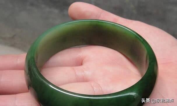 啤酒瓶加工手镯教程,用啤酒瓶制作翡翠手镯-第1张图片-翡翠网 啤酒瓶加工手镯教程,用啤酒瓶制作翡翠手镯-第1张图片-翡翠网