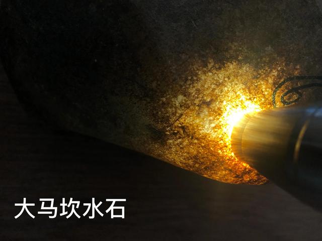 包含翡翠原石的种水怎样鉴别的词条-第5张图片-翡翠网 包含翡翠原石的种水怎样鉴别的词条-第5张图片-翡翠网