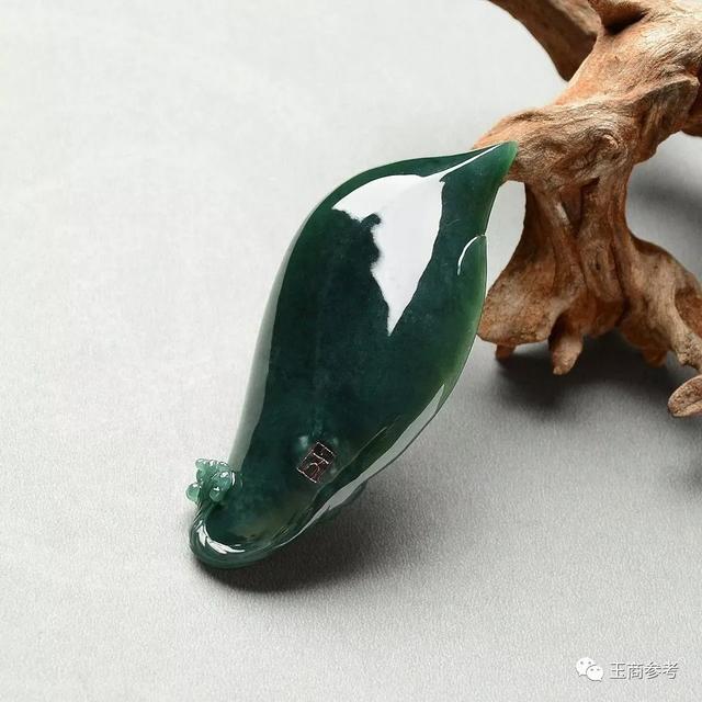 糯冰翡翠手镯美女,糯冰黄翡手镯-第69张图片-翡翠网 糯冰翡翠手镯美女,糯冰黄翡手镯-第69张图片-翡翠网