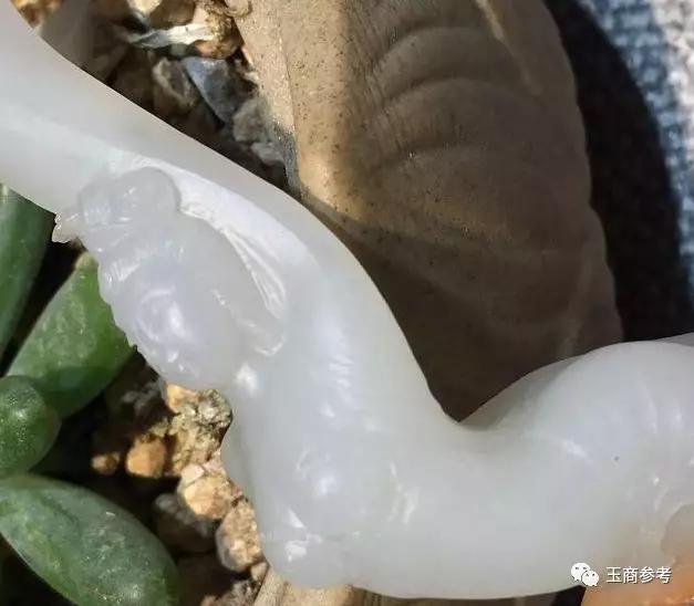 糯冰翡翠手镯美女,糯冰黄翡手镯-第73张图片-翡翠网 糯冰翡翠手镯美女,糯冰黄翡手镯-第73张图片-翡翠网