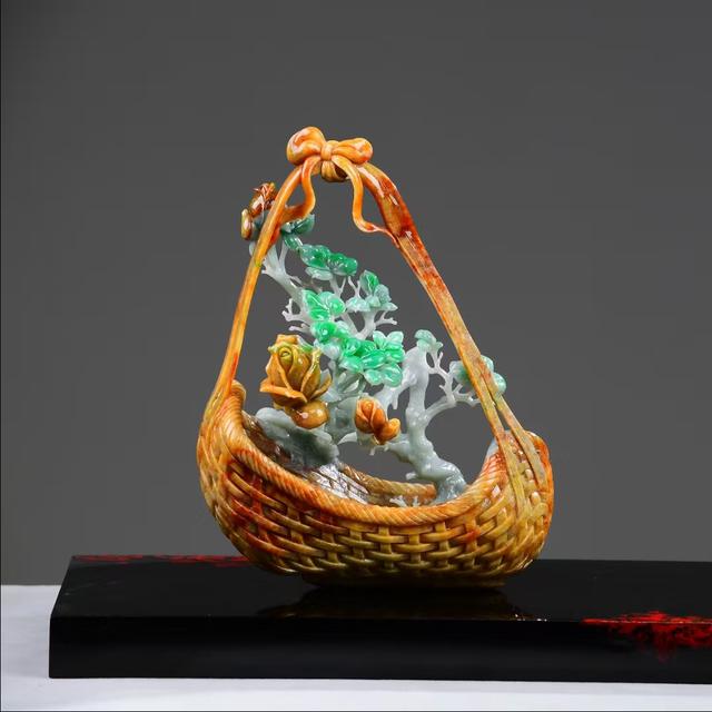 老坑料糯豆种花青翡翠挂件价格冰种好还是糯种翡翠好-第1张图片-翡翠网 老坑料糯豆种花青翡翠挂件价格冰种好还是糯种翡翠好-第1张图片-翡翠网