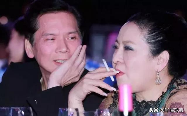 关于一亿多的翡翠手镯到哪买的信息-第11张图片-翡翠网 关于一亿多的翡翠手镯到哪买的信息-第11张图片-翡翠网