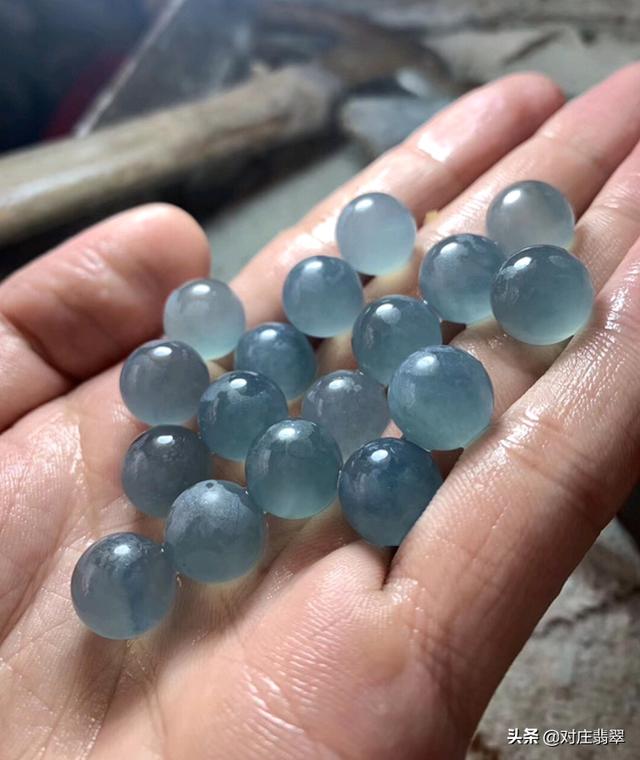 假冰种翡翠图片翡翠蓝底冰种手镯-第7张图片-翡翠网 假冰种翡翠图片翡翠蓝底冰种手镯-第7张图片-翡翠网