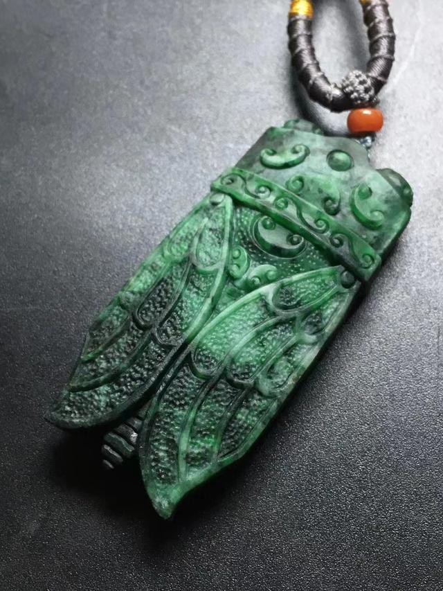 泰安玉器翡翠原石如何看的简单介绍-第5张图片-翡翠网