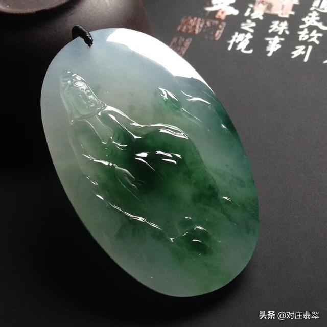 关于翡翠图片挂件的信息-第2张图片-翡翠网 关于翡翠图片挂件的信息-第2张图片-翡翠网