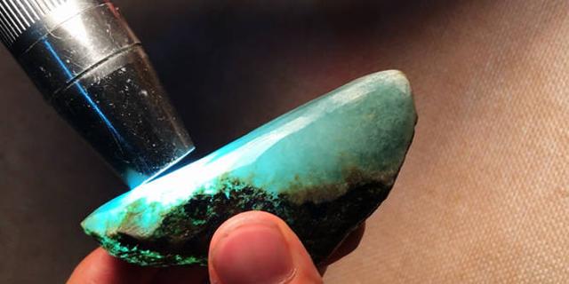 玉石翡翠原石1500元以上的翡翠原石-第7张图片-翡翠网 玉石翡翠原石1500元以上的翡翠原石-第7张图片-翡翠网