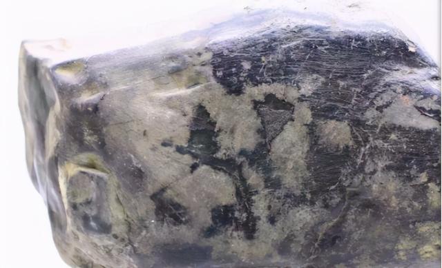 缅甸翡翠原石玉石产地缅甸天然玉石原石-第3张图片-翡翠网 缅甸翡翠原石玉石产地缅甸天然玉石原石-第3张图片-翡翠网