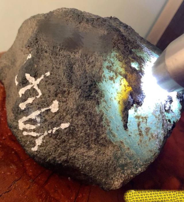 翡翠知识冰清原石的简单介绍-第5张图片-翡翠网 翡翠知识冰清原石的简单介绍-第5张图片-翡翠网