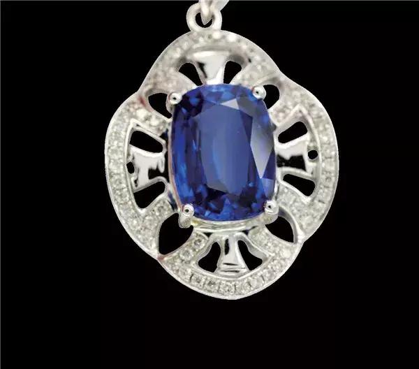 中国珠宝属于哪个档次,中国十大珠宝品牌排名-第1张图片-翡翠网 中国珠宝属于哪个档次,中国十大珠宝品牌排名-第1张图片-翡翠网