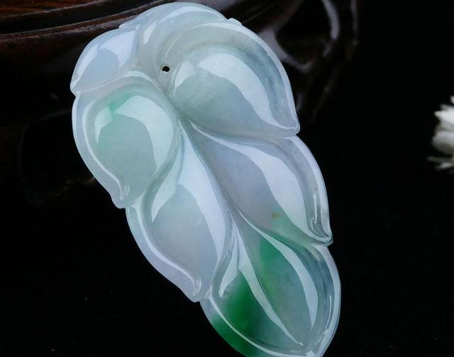 缅甸翡翠市场,缅甸翡翠种类介绍和知识-第5张图片-翡翠网 缅甸翡翠市场,缅甸翡翠种类介绍和知识-第5张图片-翡翠网