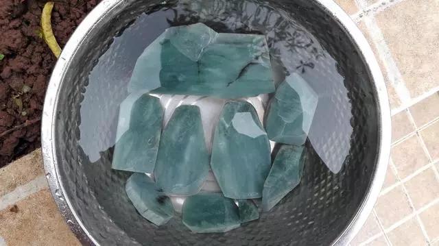 包含翡翠原石家里怎么打磨的词条-第4张图片-翡翠网 包含翡翠原石家里怎么打磨的词条-第4张图片-翡翠网