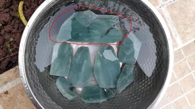 包含翡翠原石家里怎么打磨的词条-第31张图片-翡翠网 包含翡翠原石家里怎么打磨的词条-第31张图片-翡翠网