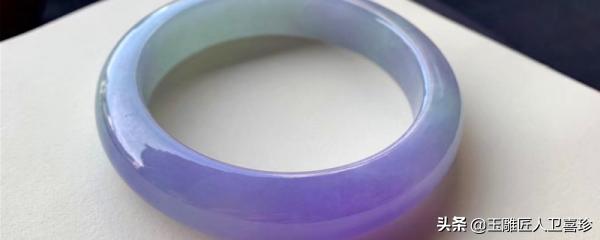 翡翠原石颜色的简单介绍-第7张图片-翡翠网 翡翠原石颜色的简单介绍-第7张图片-翡翠网