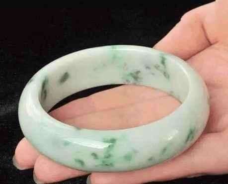 包含翡翠传承知识的词条-第2张图片-翡翠网 包含翡翠传承知识的词条-第2张图片-翡翠网