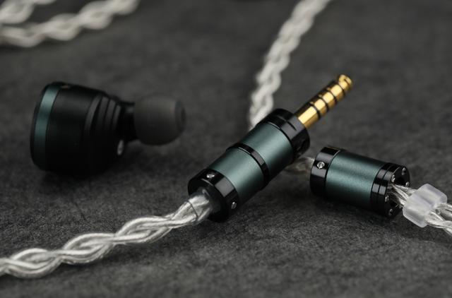 翡翠喷价格6元一颗的玉珠子真假-第12张图片-翡翠网 翡翠喷价格6元一颗的玉珠子真假-第12张图片-翡翠网