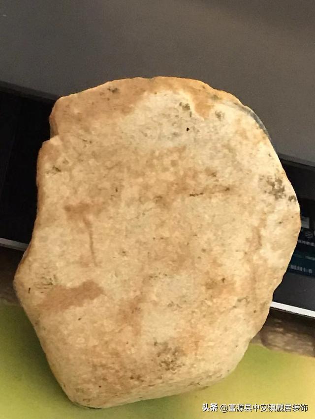 翡翠原石活动广告图片翡翠原石技巧-第1张图片-翡翠网 翡翠原石活动广告图片翡翠原石技巧-第1张图片-翡翠网