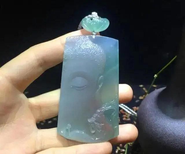 会卡翡翠原石的特点,原石翡翠抛光-第4张图片-翡翠网 会卡翡翠原石的特点,原石翡翠抛光-第4张图片-翡翠网