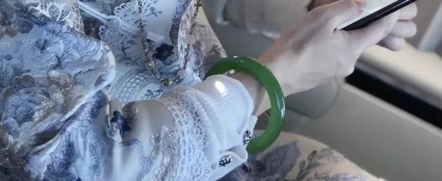 新青年音乐节时间表,刻翡翠知识新青年音乐节-第29张图片-翡翠网 新青年音乐节时间表,刻翡翠知识新青年音乐节-第29张图片-翡翠网