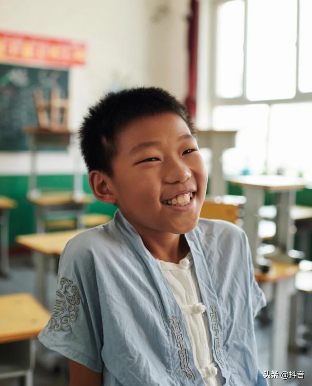 f2代茄子抖音,富二代f2抖音app茄子-第2张图片-翡翠网 f2代茄子抖音,富二代f2抖音app茄子-第2张图片-翡翠网