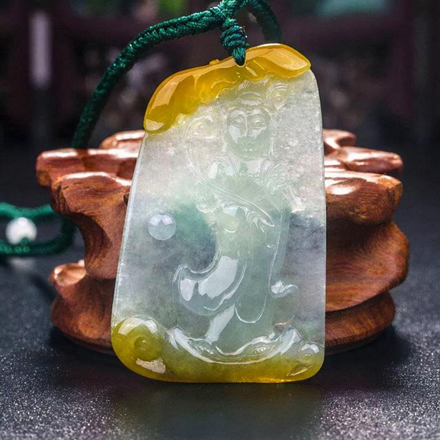 冰种翡翠的基本知识,翡翠冰种价格-第21张图片-翡翠网 冰种翡翠的基本知识,翡翠冰种价格-第21张图片-翡翠网