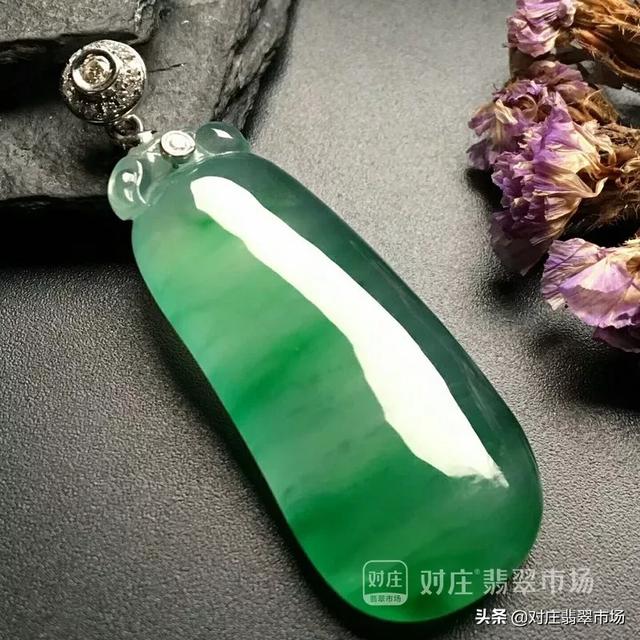 翡翠趣味知识什么是好翡翠-第23张图片-翡翠网 翡翠趣味知识什么是好翡翠-第23张图片-翡翠网