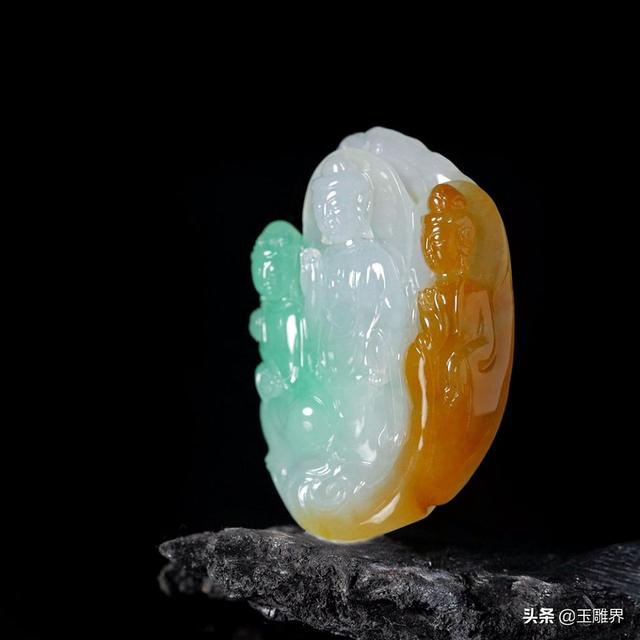 关于三色翡翠吊坠价格的信息-第3张图片-翡翠网 关于三色翡翠吊坠价格的信息-第3张图片-翡翠网