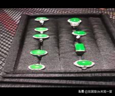 关于翡翠三彩原石切法的信息-第7张图片-翡翠网