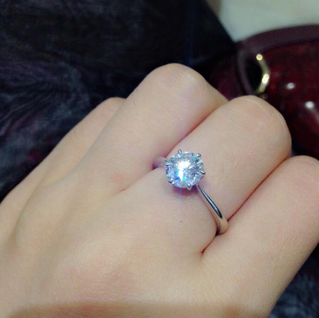 周大福钻戒70分的多少钱,周大福钻石70分价格表-第2张图片-翡翠网 周大福钻戒70分的多少钱,周大福钻石70分价格表-第2张图片-翡翠网