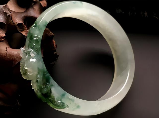 彩糯玉米种翡翠手镯哪有卖的简单介绍-第5张图片-翡翠网 彩糯玉米种翡翠手镯哪有卖的简单介绍-第5张图片-翡翠网