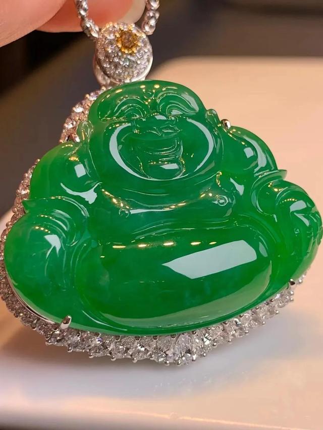 翡翠镶金吊坠价格,镶金翡翠如意吊坠图片-第9张图片-翡翠网