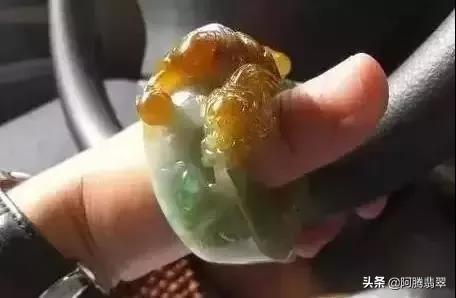 极品黄阳绿翡翠价格的简单介绍-第6张图片-翡翠网 极品黄阳绿翡翠价格的简单介绍-第6张图片-翡翠网