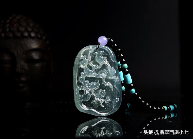 两百多的翡翠手镯是真的吗,翡翠种水是怎么形成的-第6张图片-翡翠网 两百多的翡翠手镯是真的吗,翡翠种水是怎么形成的-第6张图片-翡翠网