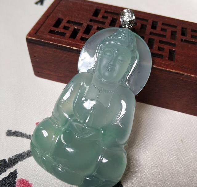 翡翠原石知识,怎么看翡翠知识-第3张图片-翡翠网 翡翠原石知识,怎么看翡翠知识-第3张图片-翡翠网